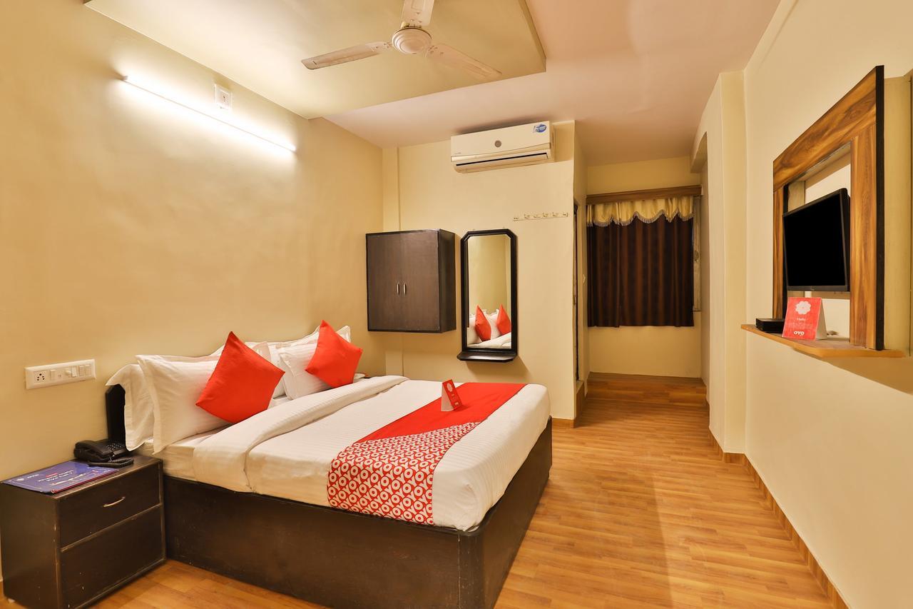 Oyo 11427 Hotel Kalyan Ahmedabad Eksteriør bilde