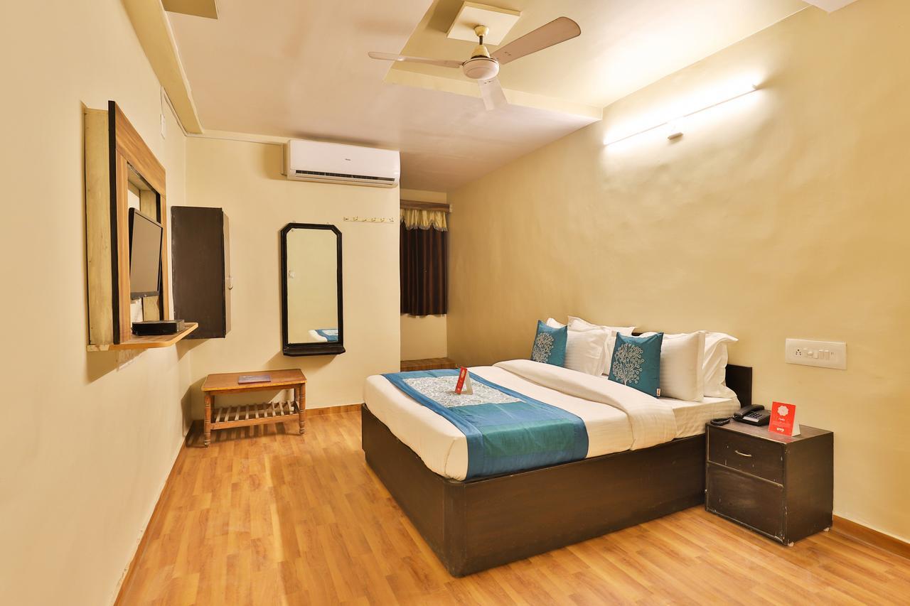 Oyo 11427 Hotel Kalyan Ahmedabad Eksteriør bilde