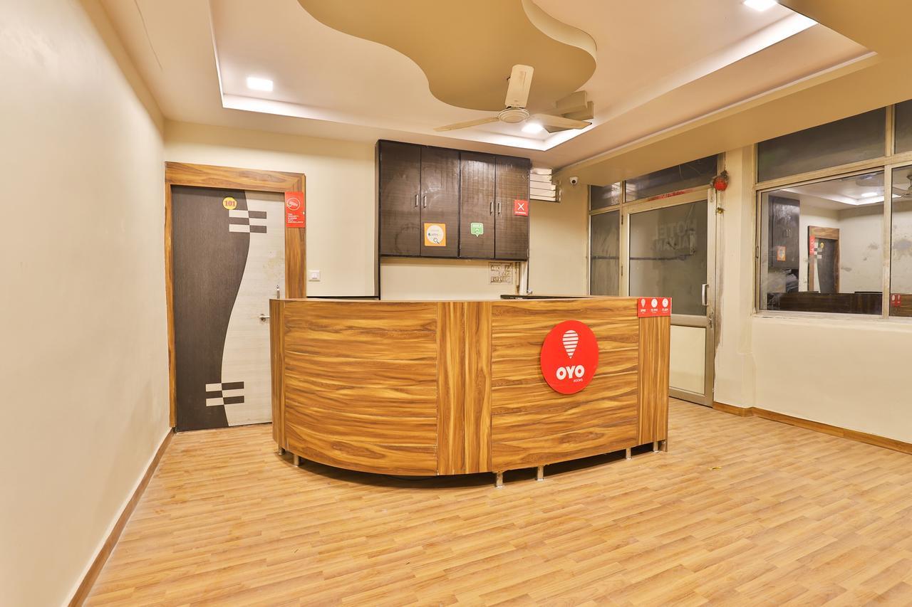 Oyo 11427 Hotel Kalyan Ahmedabad Eksteriør bilde