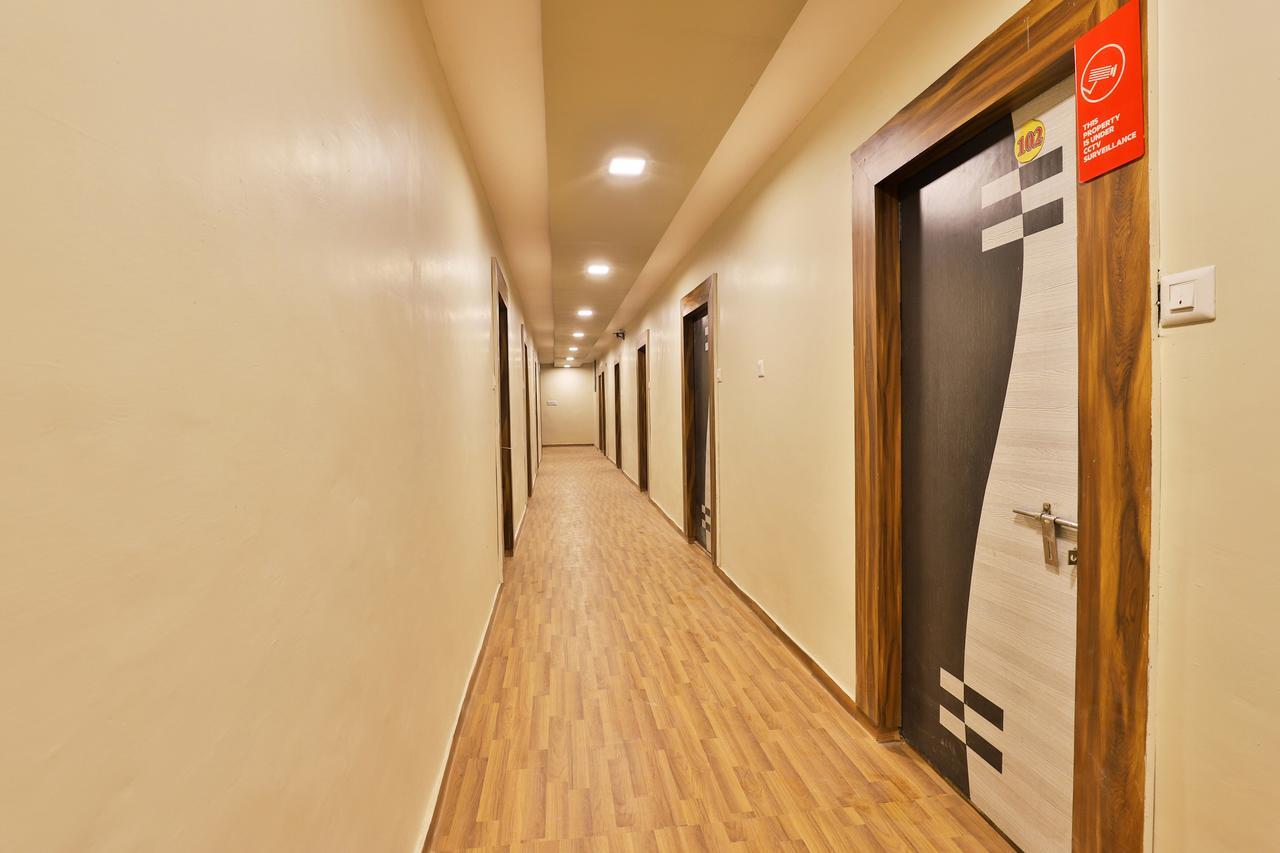 Oyo 11427 Hotel Kalyan Ahmedabad Eksteriør bilde